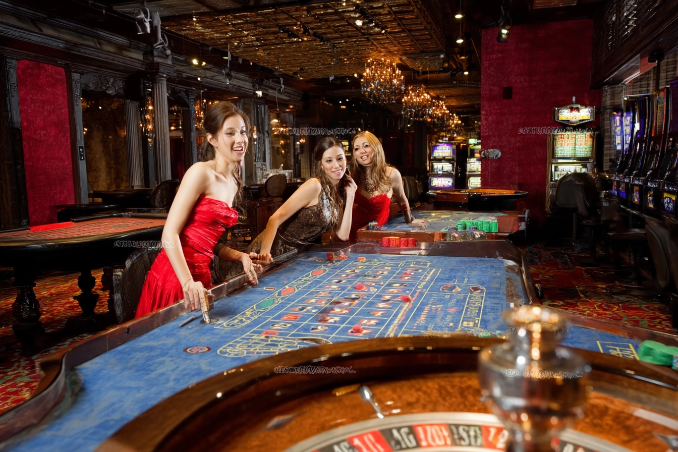 slots and words - vegas downtown